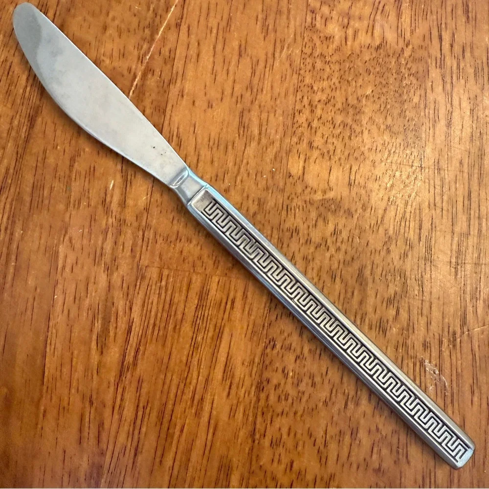 Noritake‎ Japan Stainless Black Accent DINNER KNIFE 8” Unique Art Deco Vintage